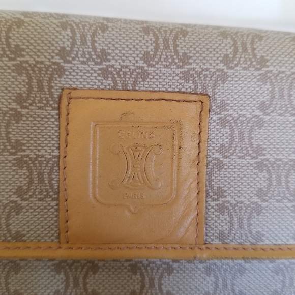 Authentic Celine long wallet bifold - Picture 8 of 11
